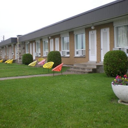 Motel Vaudreuil ภายนอก รูปภาพ