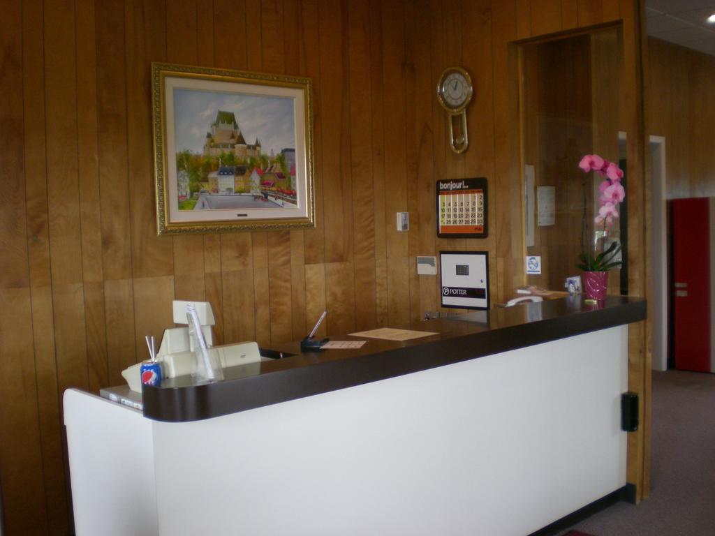 Motel Vaudreuil ภายนอก รูปภาพ